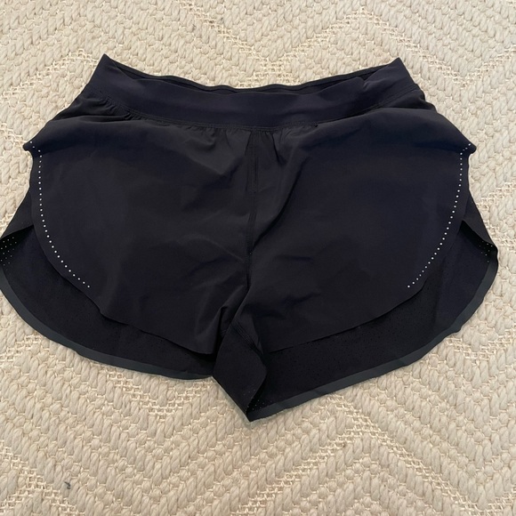 Shorts size 6 - Picture 2 of 6